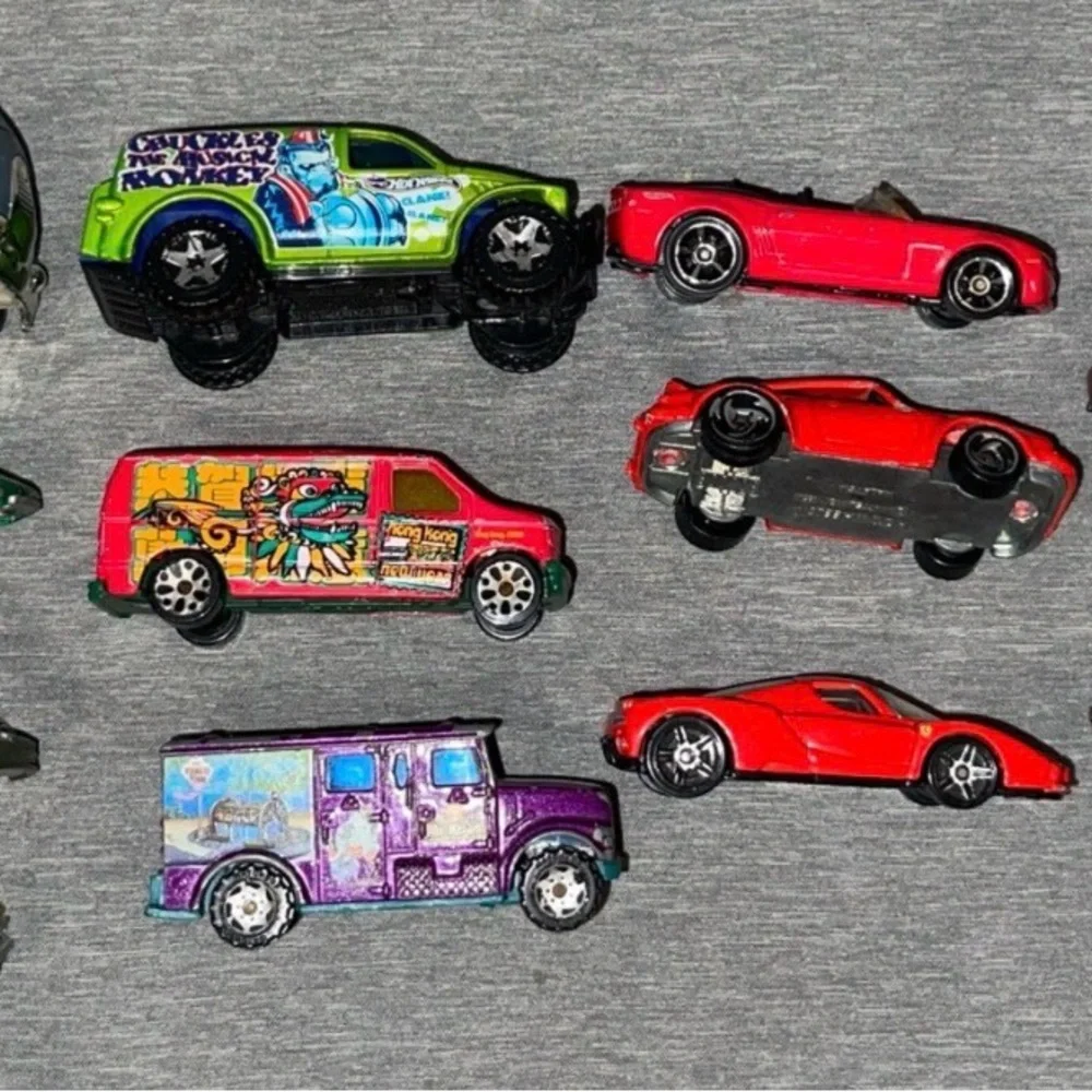 Lot Of 12 Hot Wheels & Matchbox Toy Car Enzo Ferrari, Porsche 911 All Stamped